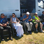 Gorąco. Dobrze, że przyjechał do dyspozycji własny cień.