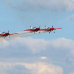 I kawaleria powietrzna z Łososiny nad lotniskiem