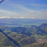 W dole Szczawnica, Pieniny z Tatrami w tle.