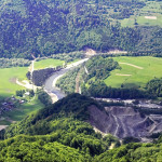 Poprad . Kamieniołom w Wierchomli. Za wodą słowackie Medzibrodie.